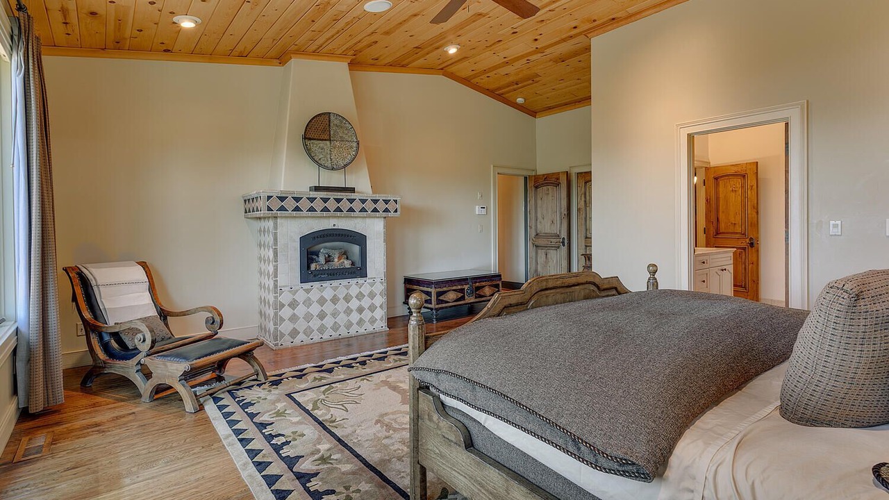 Photo of Bedroom in Carnelian Bay