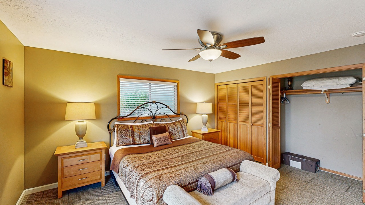 Photo of Bedroom in Roads End