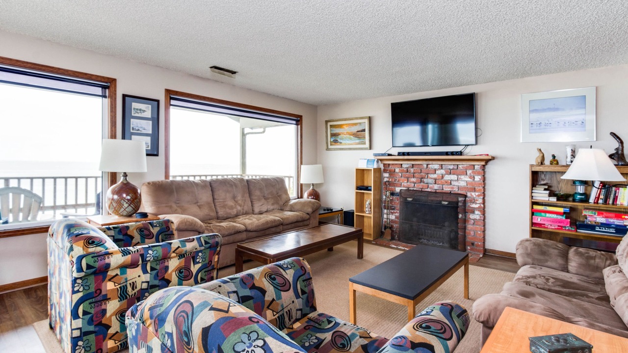 Photo of Livingroom in Gleneden Beach