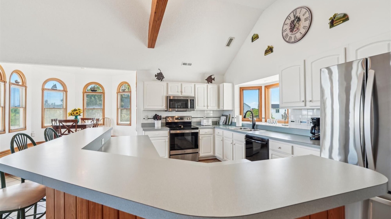 Photo of Kitchen in Whalehead Beach