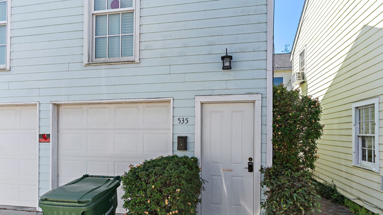 Photo of Outdoor in Historic District - North