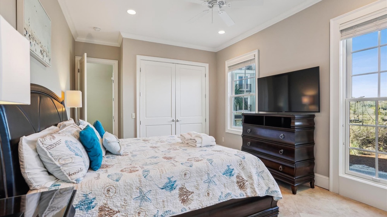 Photo of Bedroom in Palmetto Dunes