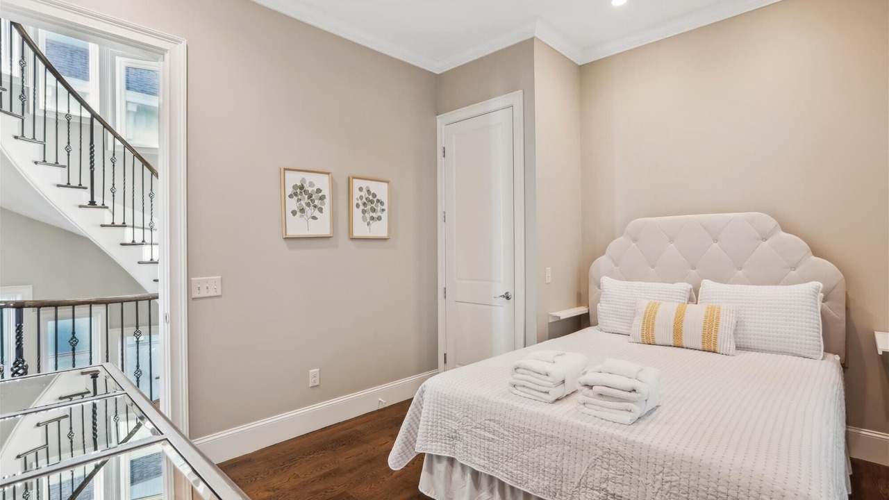 Photo of Bedroom in Palmetto Dunes