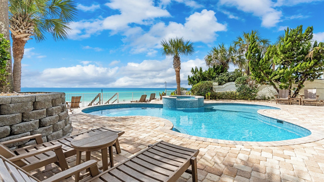 Photo of Outdoor in Miramar Beach