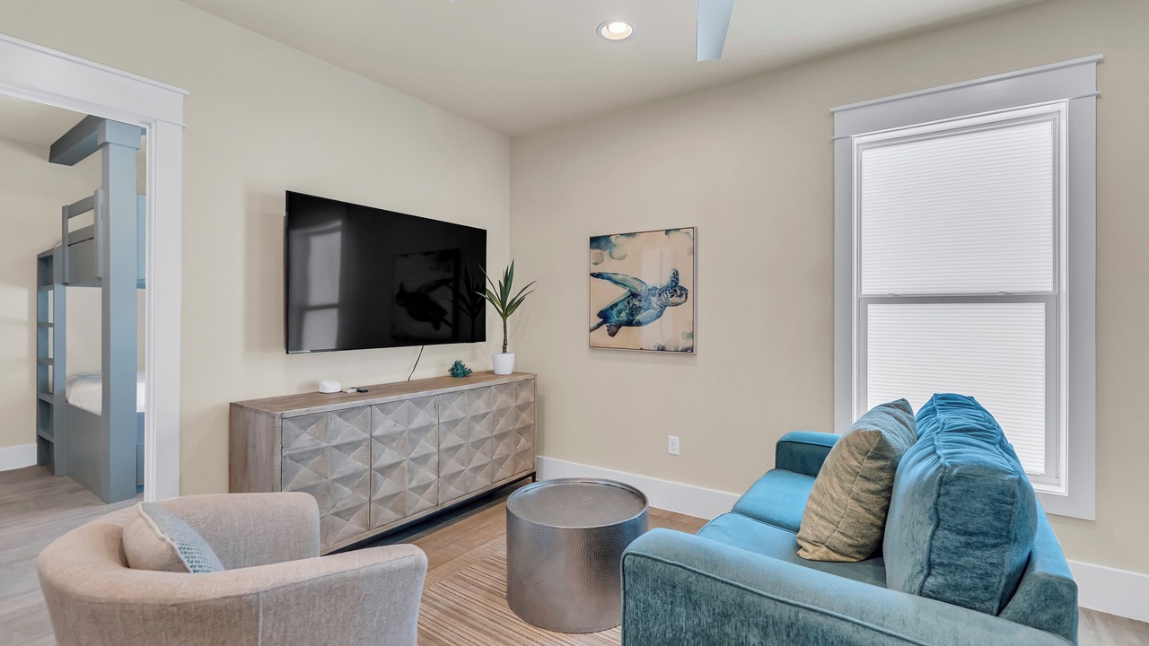Photo of Bedroom in Miramar Beach