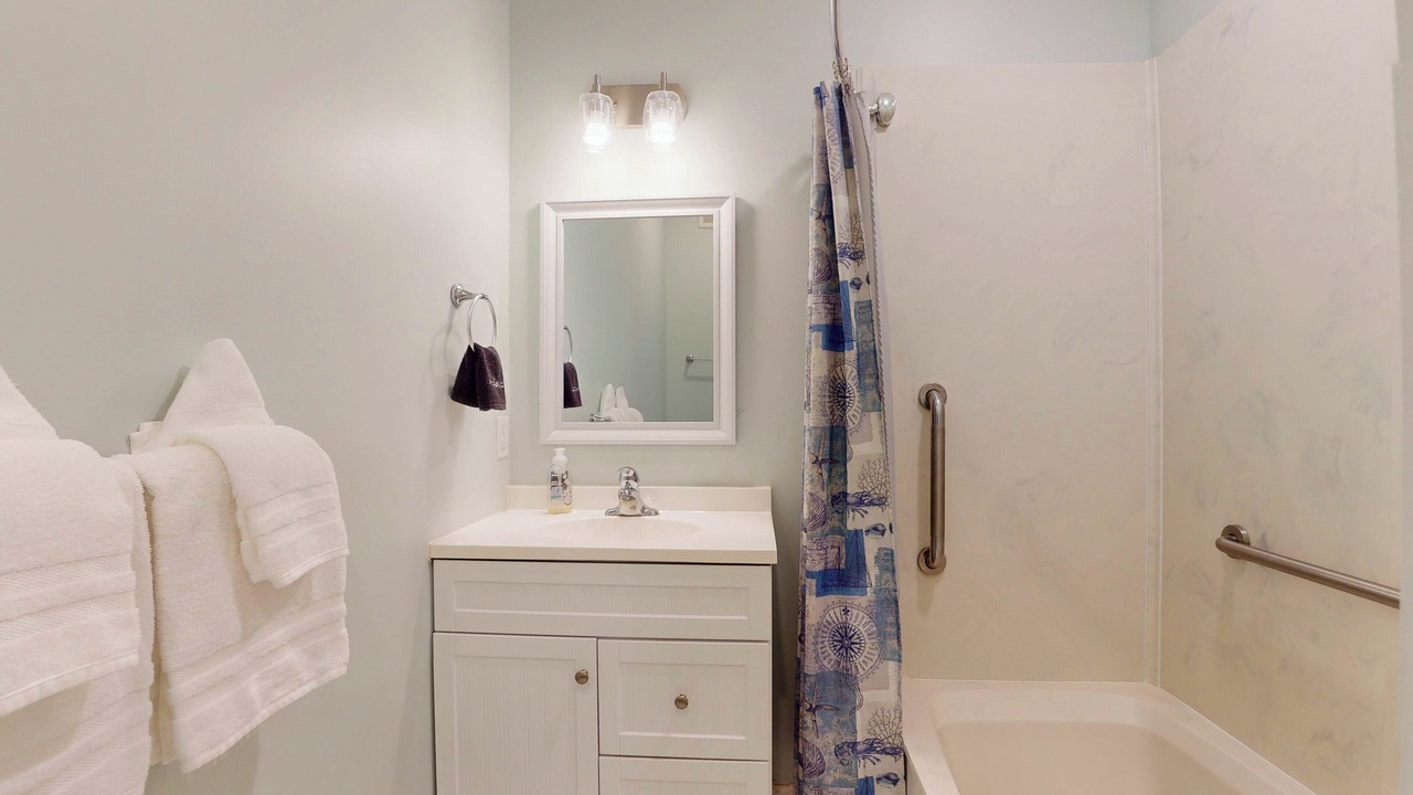 Photo of Bathroom in Jekyll Island