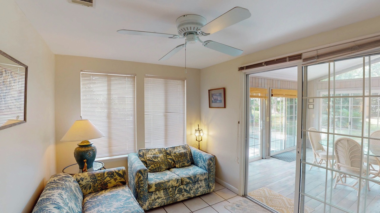 Photo of Livingroom in Jekyll Island