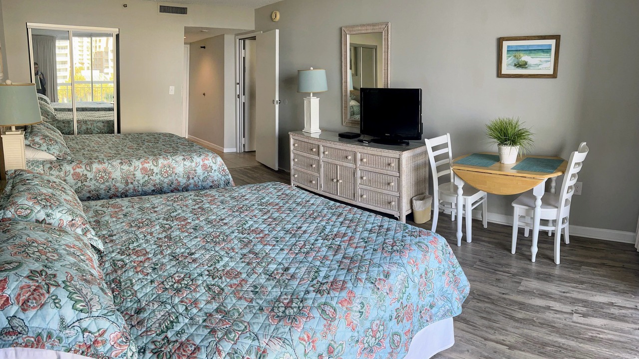 Photo of Bedroom in Arcadian Shores