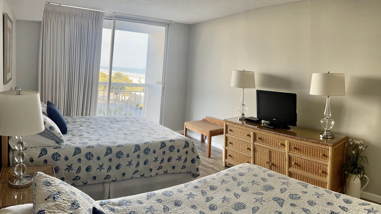 Photo of Bedroom in Arcadian Shores