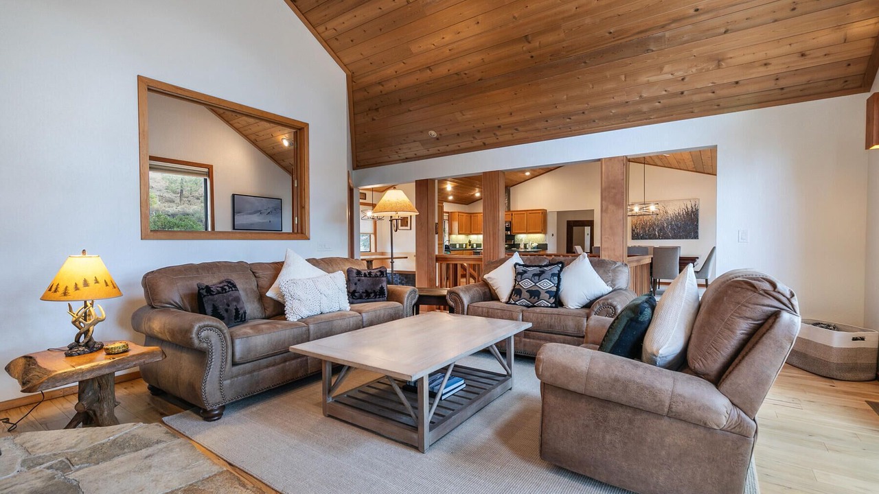 Photo of Livingroom in Truckee