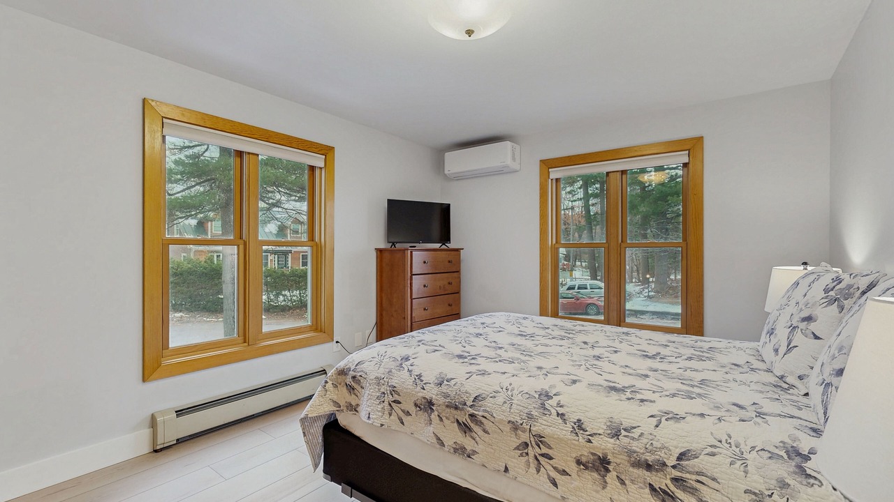 Photo of Bedroom in Malletts Bay