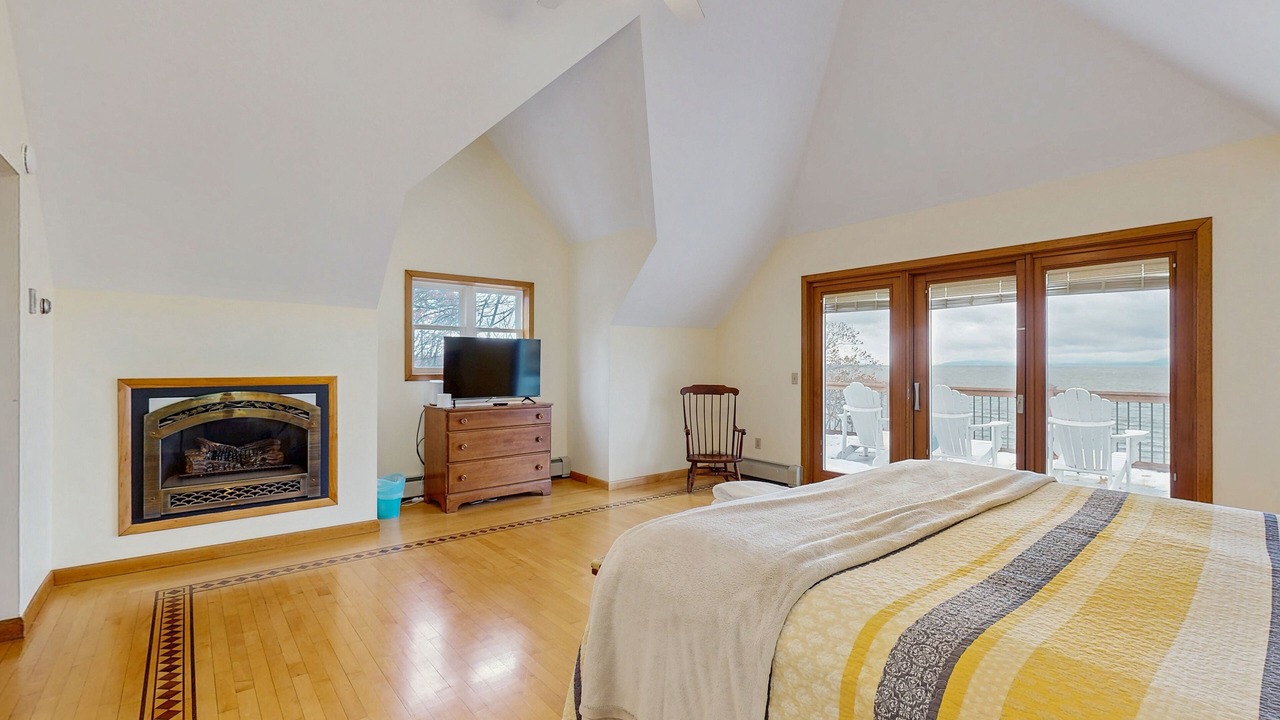 Photo of Bedroom in Malletts Bay