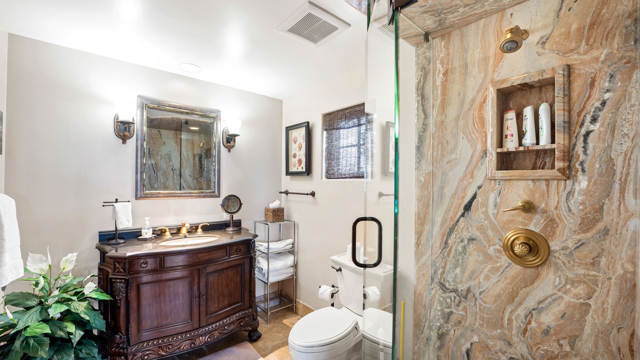 Photo of Bathroom in Hollywood