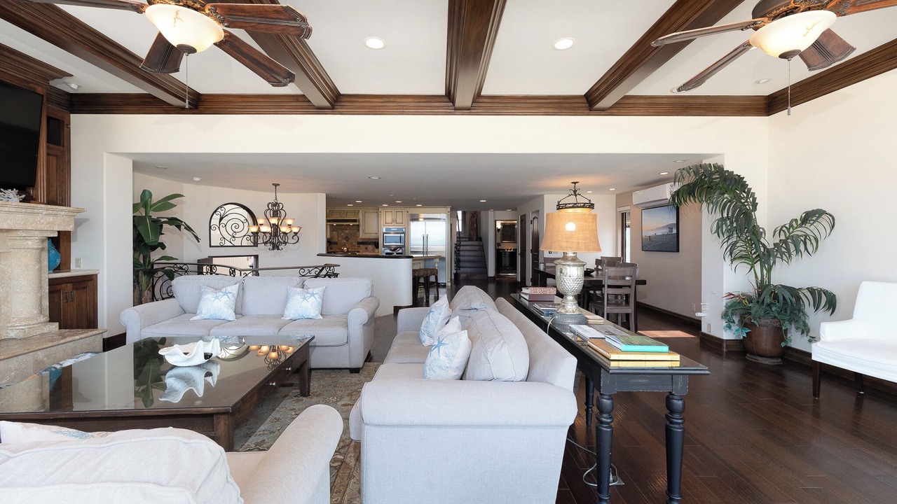 Photo of Livingroom in Hollywood