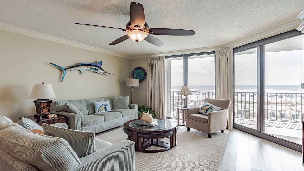 Photo of Livingroom in Orange Beach East