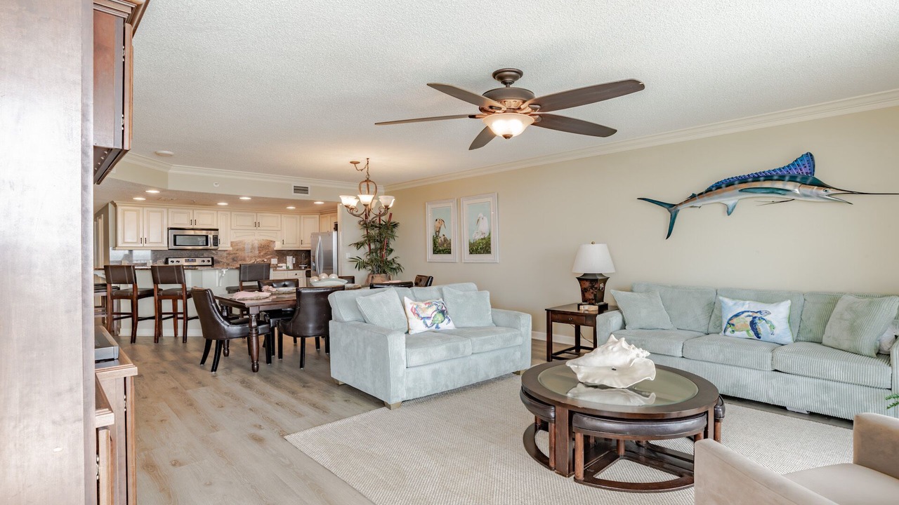 Photo of Livingroom in Orange Beach East