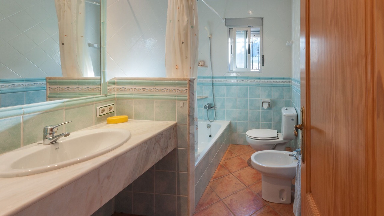 Photo of Bathroom in Barig