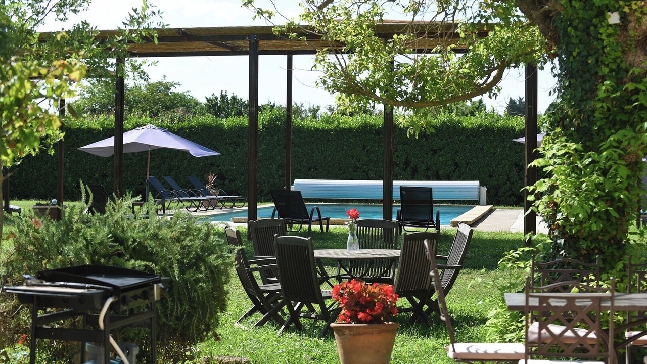 Photo of Outdoor in Caderousse