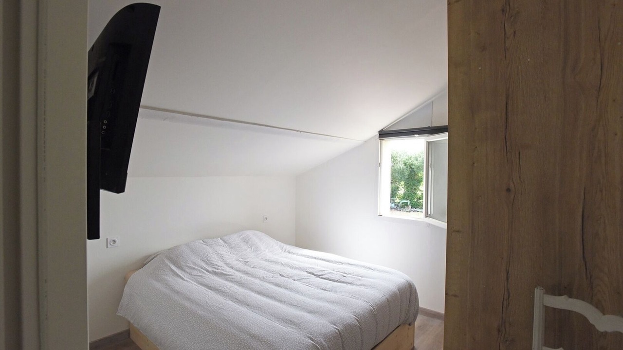 Photo of Bedroom in Caderousse