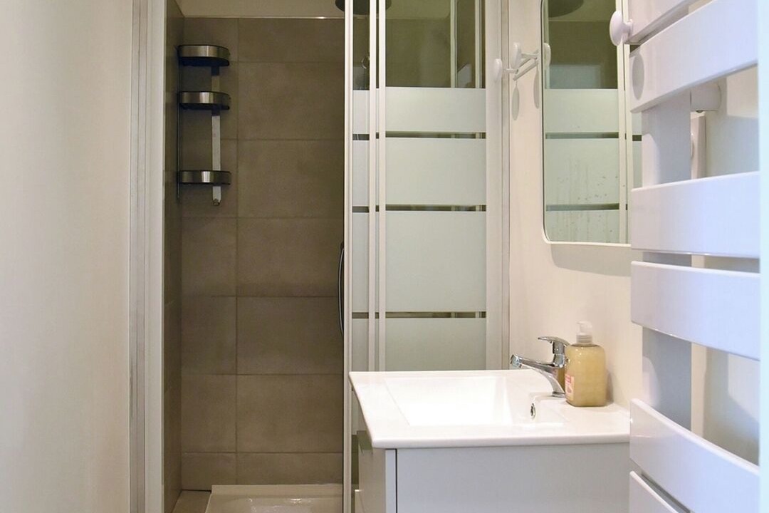 Photo of Bathroom in Caderousse