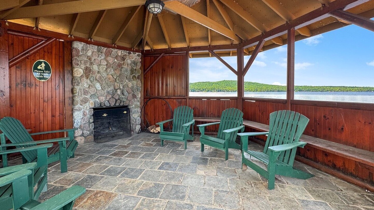 Photo of Livingroom in Inlet