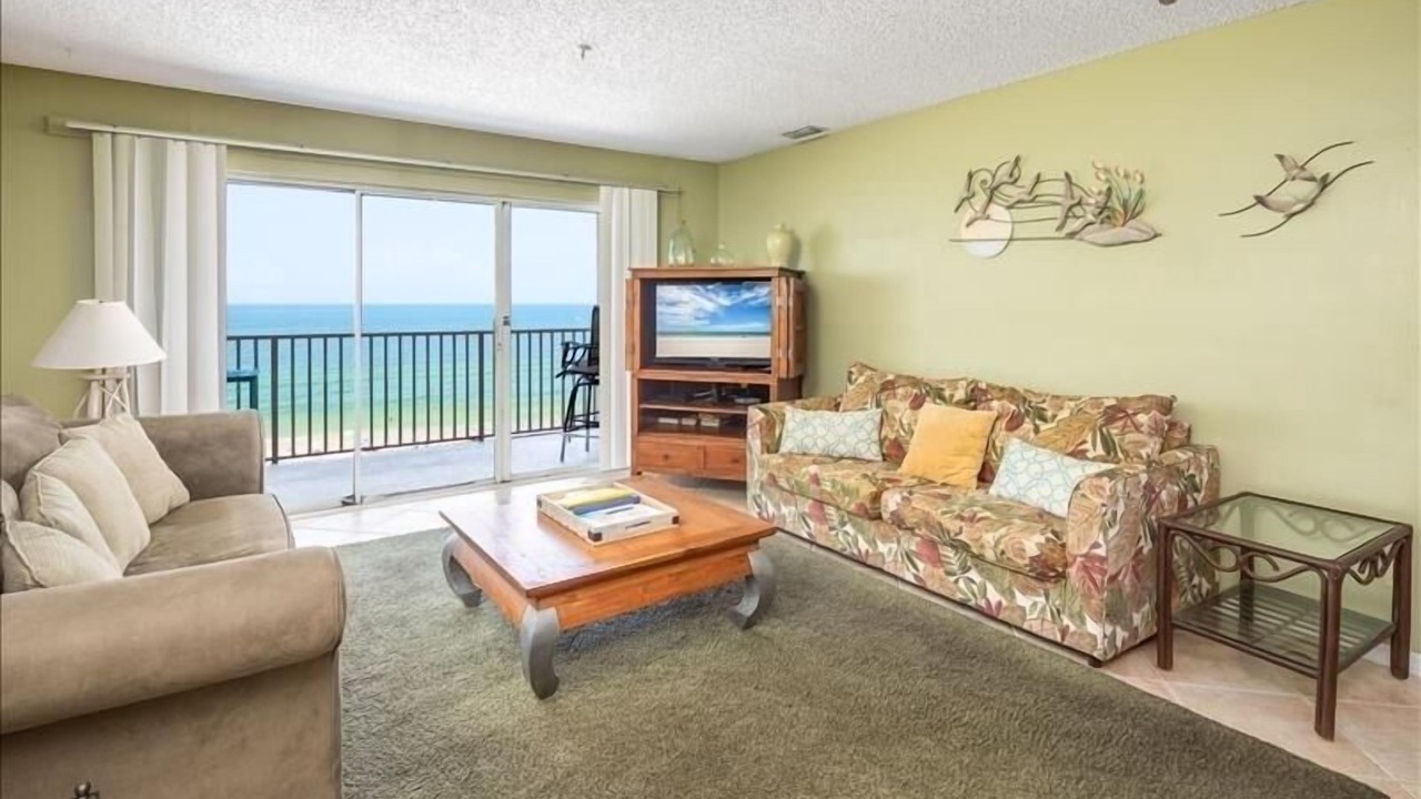 Photo of Livingroom in Madeira Beach