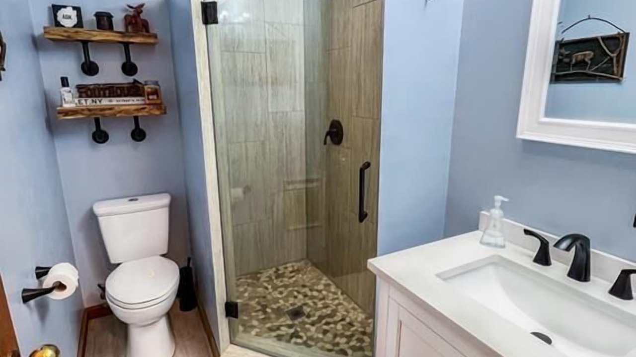 Photo of Bathroom in Inlet