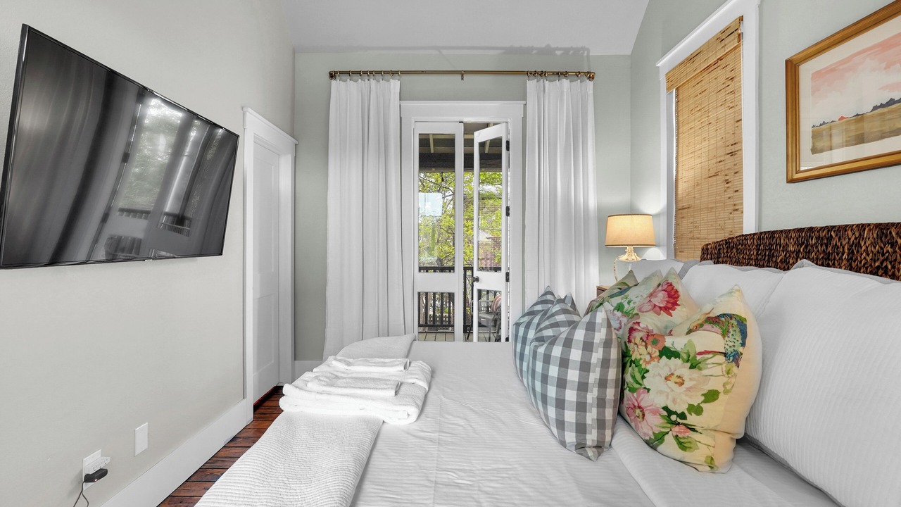 Photo of Bedroom in Carlton Landing