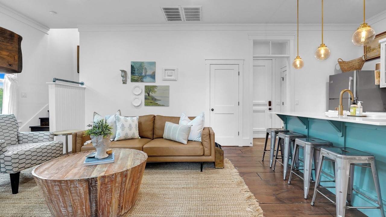 Photo of Livingroom in Carlton Landing