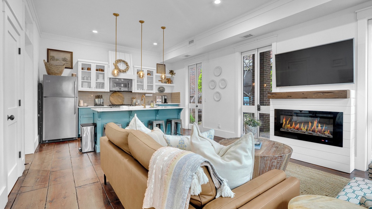 Photo of Livingroom in Carlton Landing