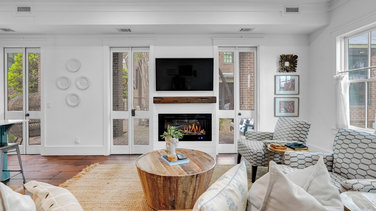 Photo of Livingroom in Carlton Landing