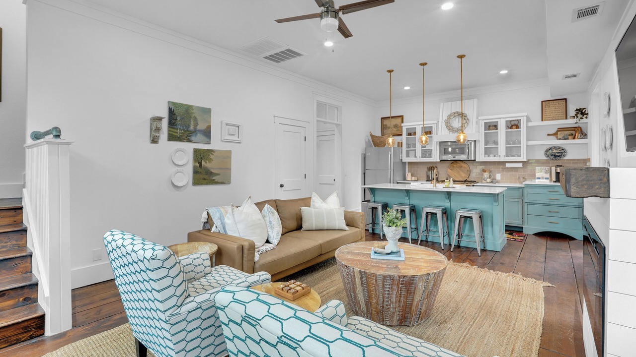 Photo of Livingroom in Carlton Landing