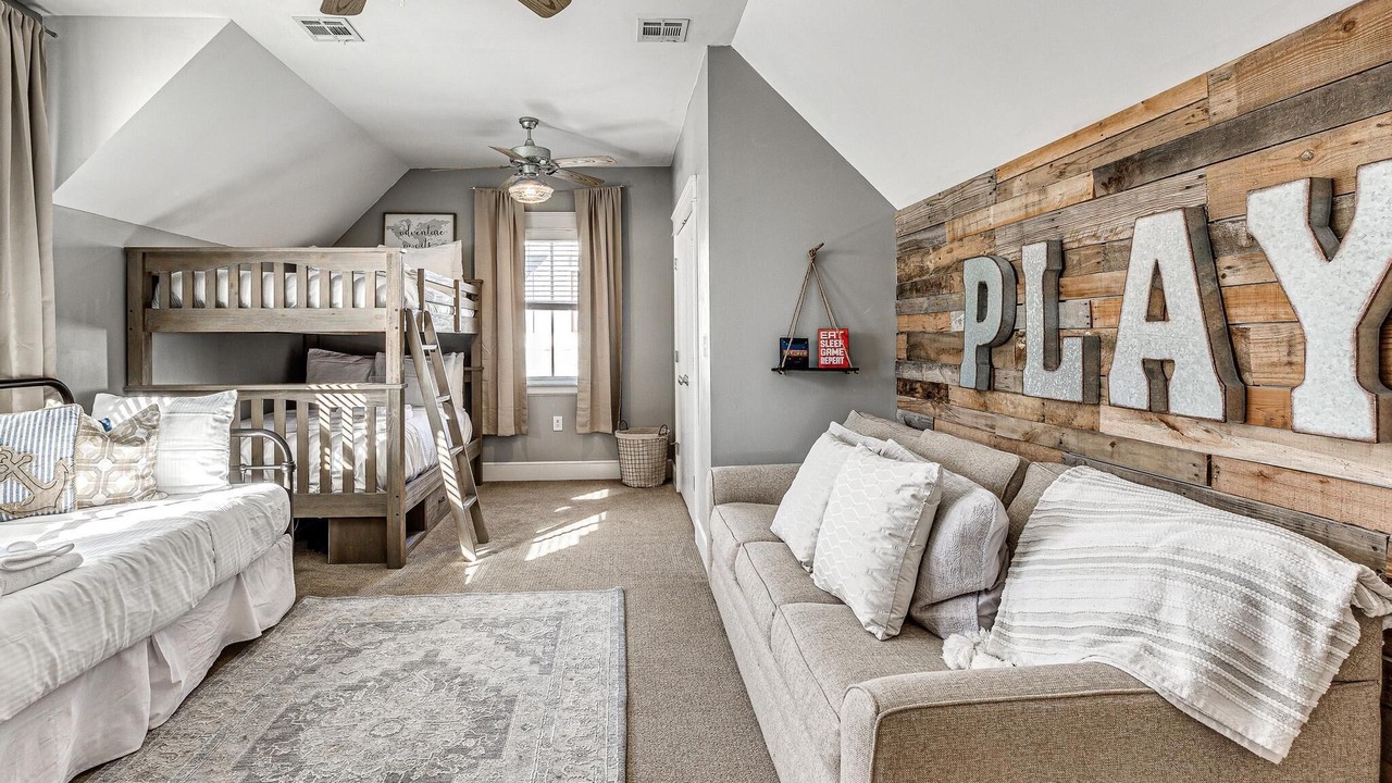 Photo of Bedroom in Eufaula