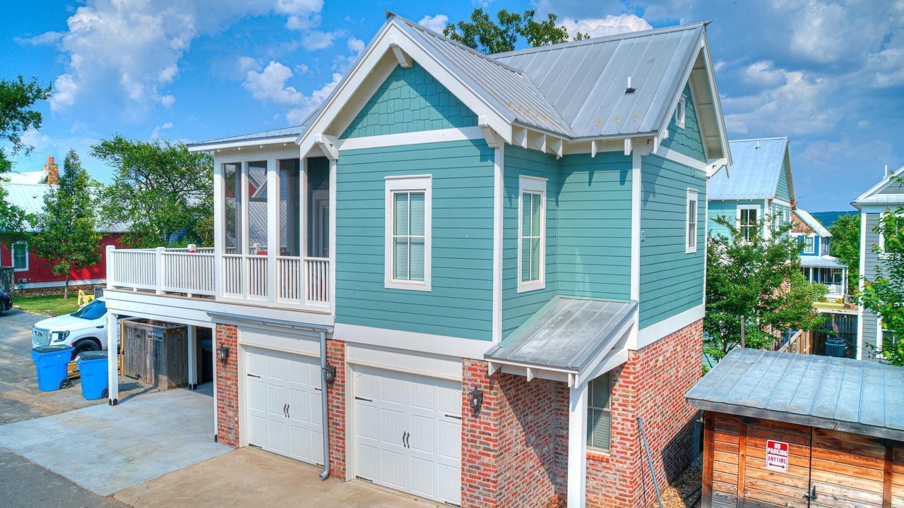 Photo of Outdoor in Carlton Landing