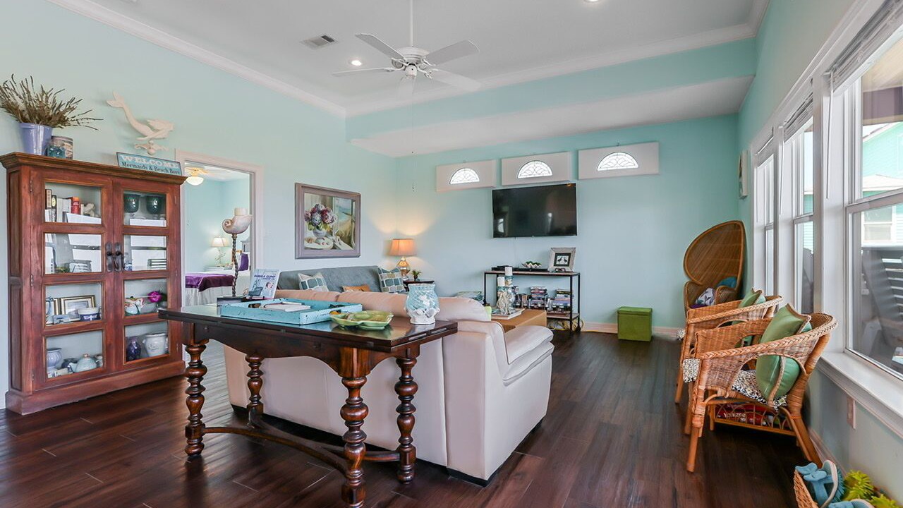 Photo of Livingroom in Port Bolivar
