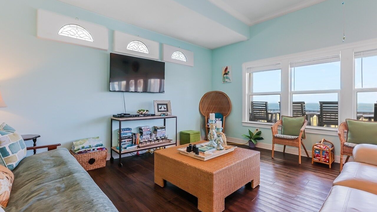 Photo of Livingroom in Port Bolivar