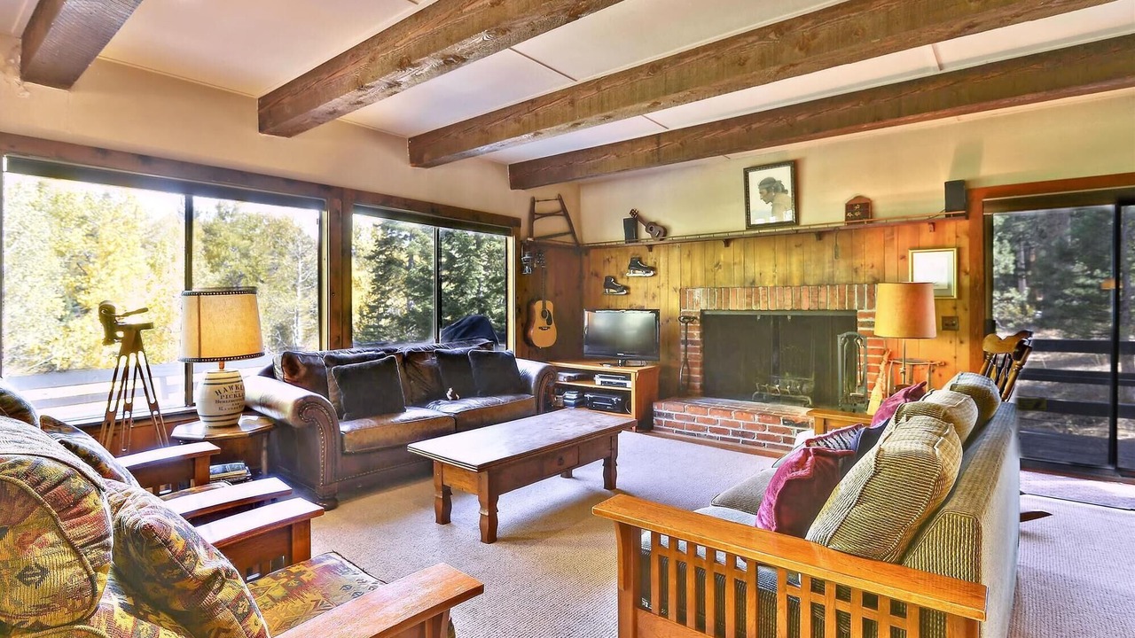 Photo of Bedroom in Alpine Meadows