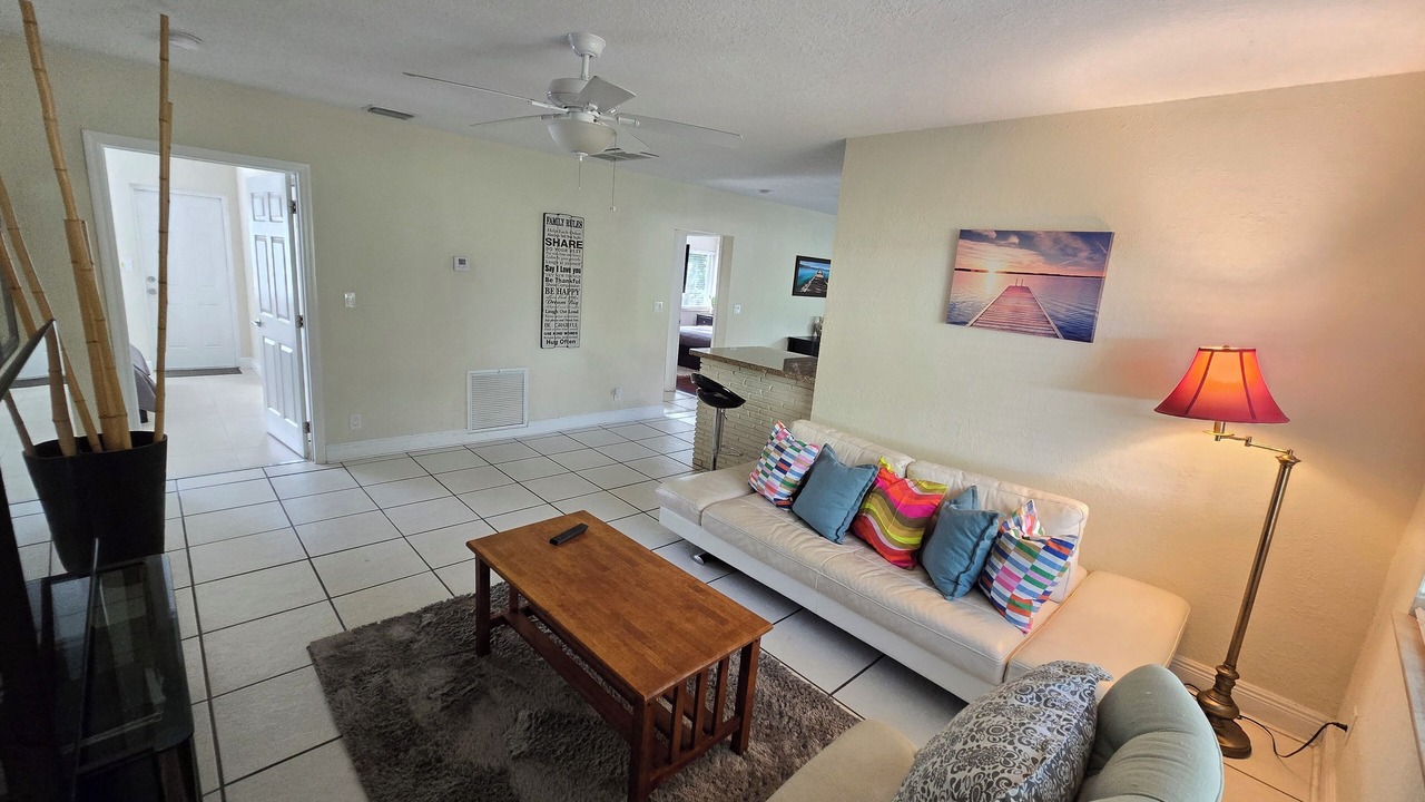 Photo of Livingroom in Lauderdale-by-the-Sea