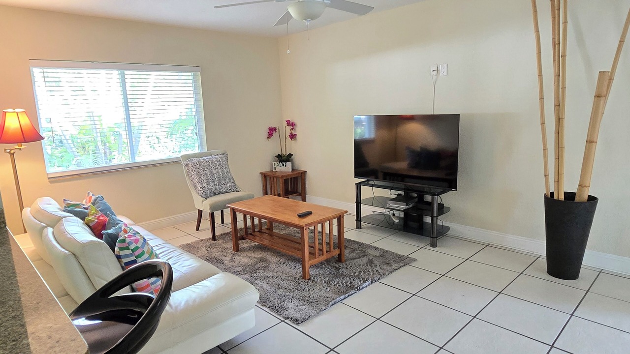 Photo of Livingroom in Lauderdale-by-the-Sea
