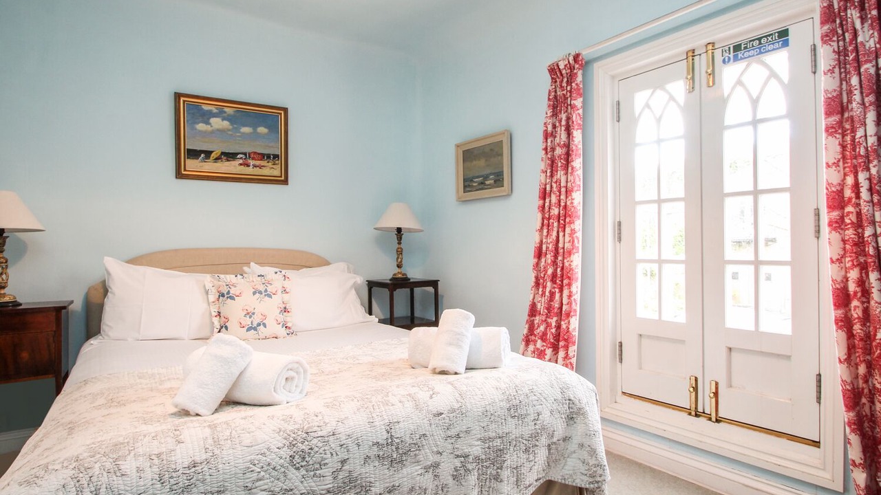 Photo of Bedroom in Chysauster