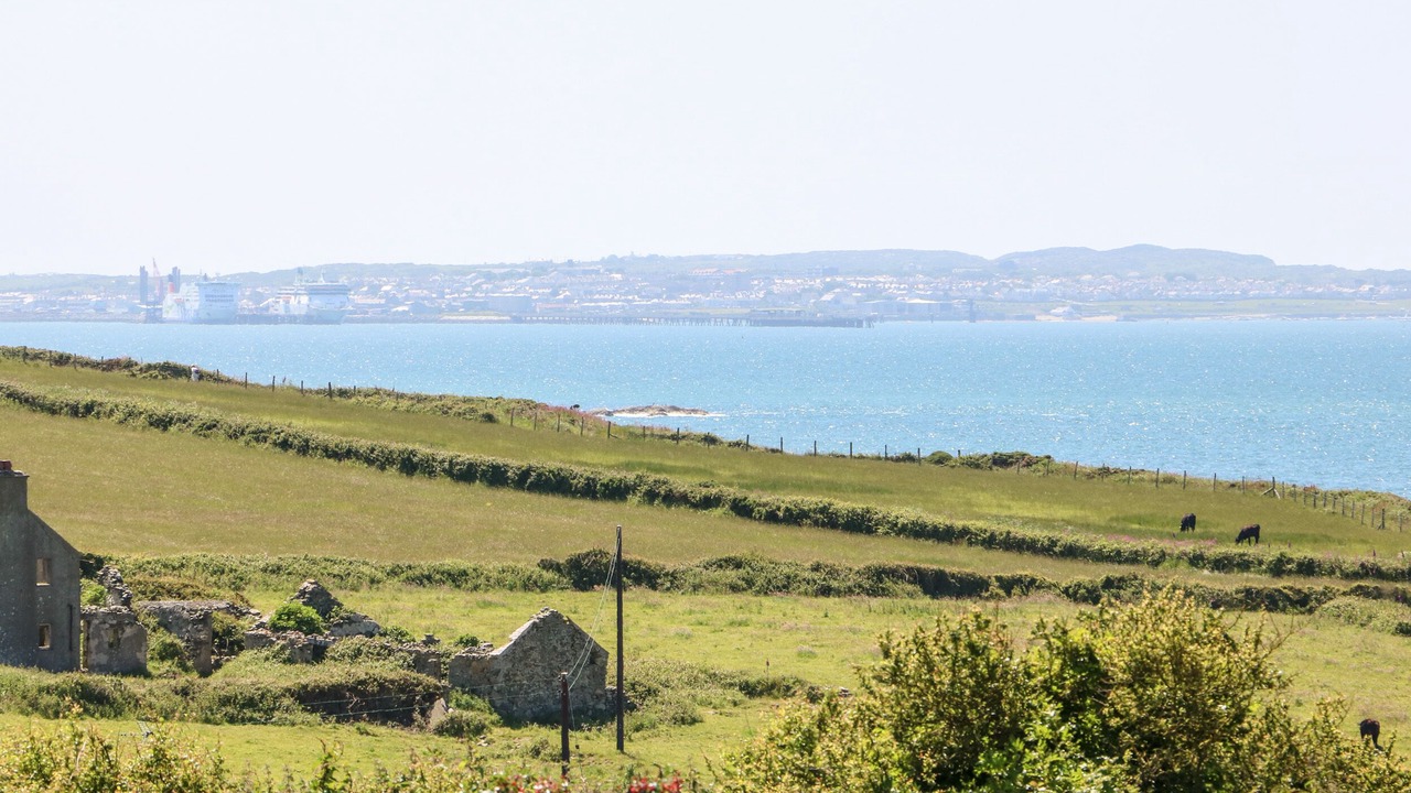 Photo of Others in Cylch-Y-Garn