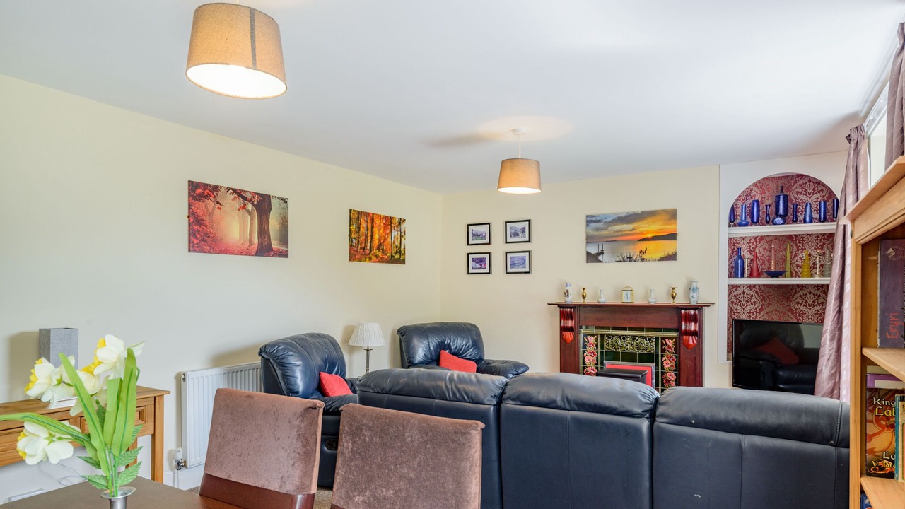 Photo of Livingroom in Corris