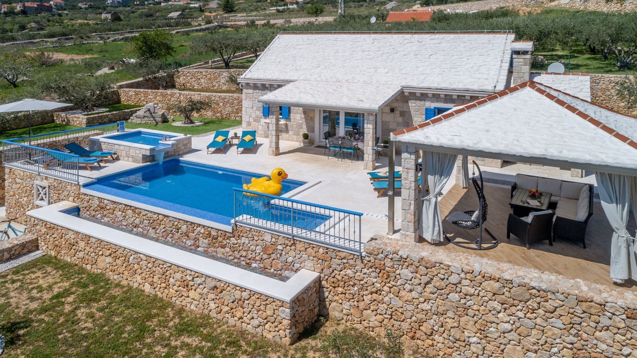 Photo of Outdoor in Bol