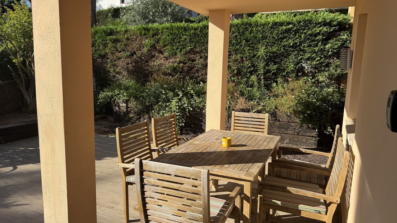 Photo of Outdoor in Pals