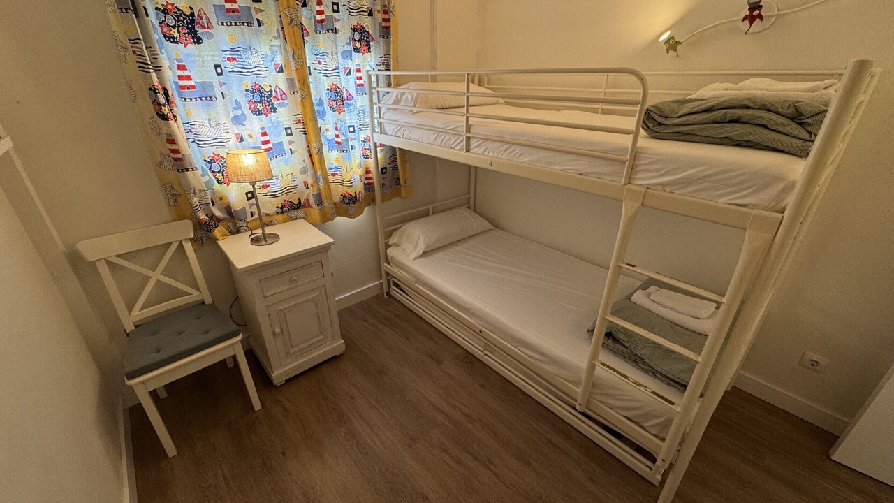 Photo of Bedroom in Pals
