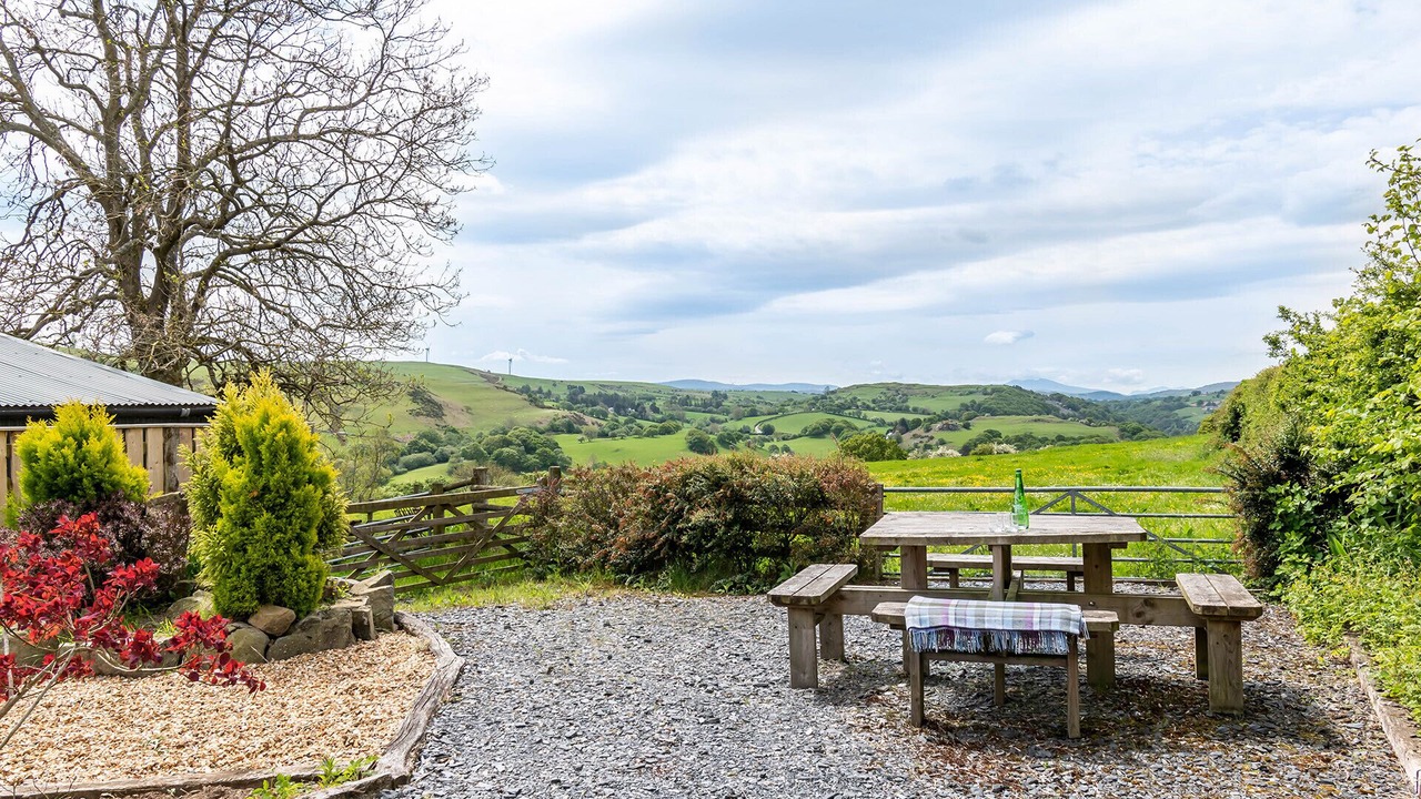 Photo of Outdoor in Derwen