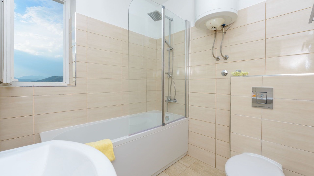 Photo of Bathroom in Pile
