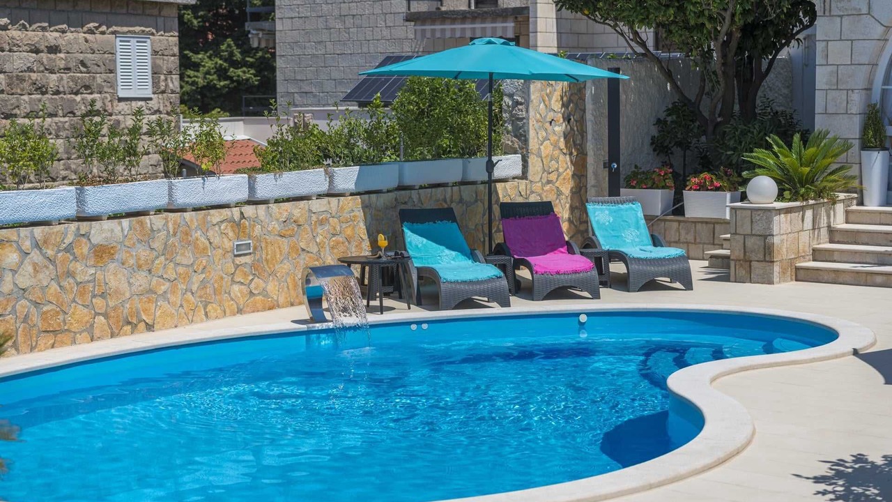 Photo of Outdoor in Pile