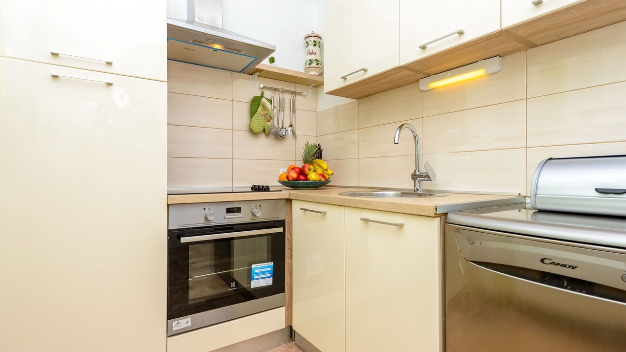 Photo of Kitchen in Pile
