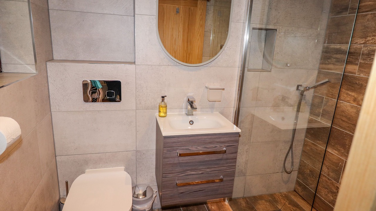 Photo of Bathroom in Waterhead